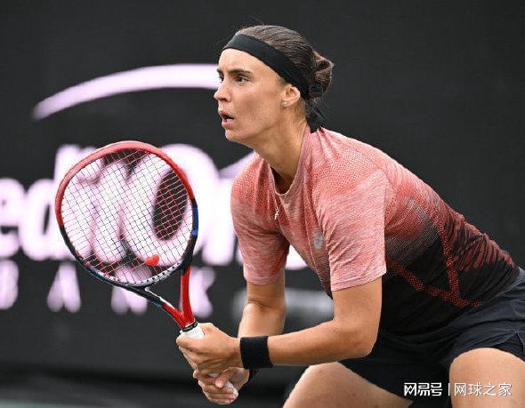 踢翻桌椅 踢翻桌椅