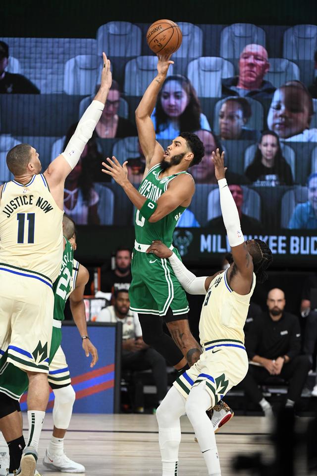 8次助攻 8次助攻