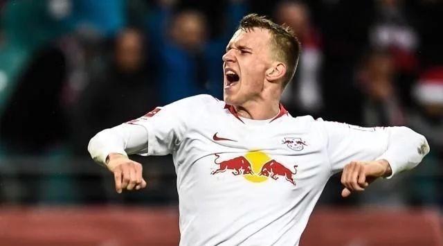 情报与调整 情报与调整